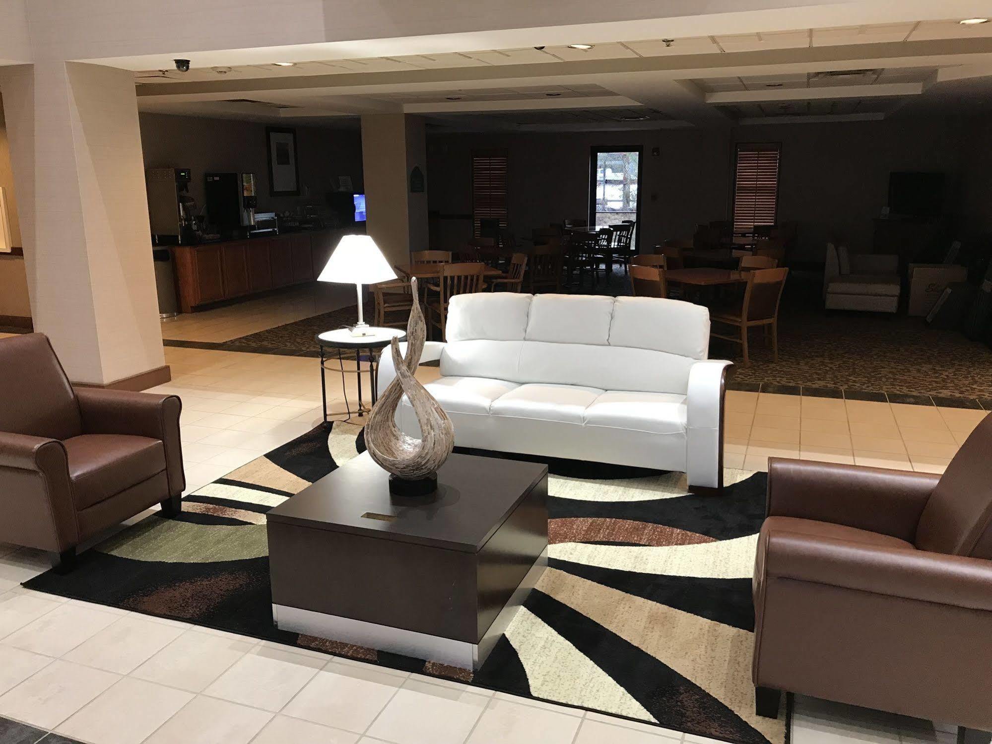 Wingate By Wyndham Augusta Fort Eisenhower Exterior foto